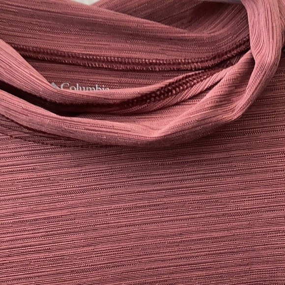 FINAL MARKDOWN Ladies Columbia top Large - Picture 3 of 6